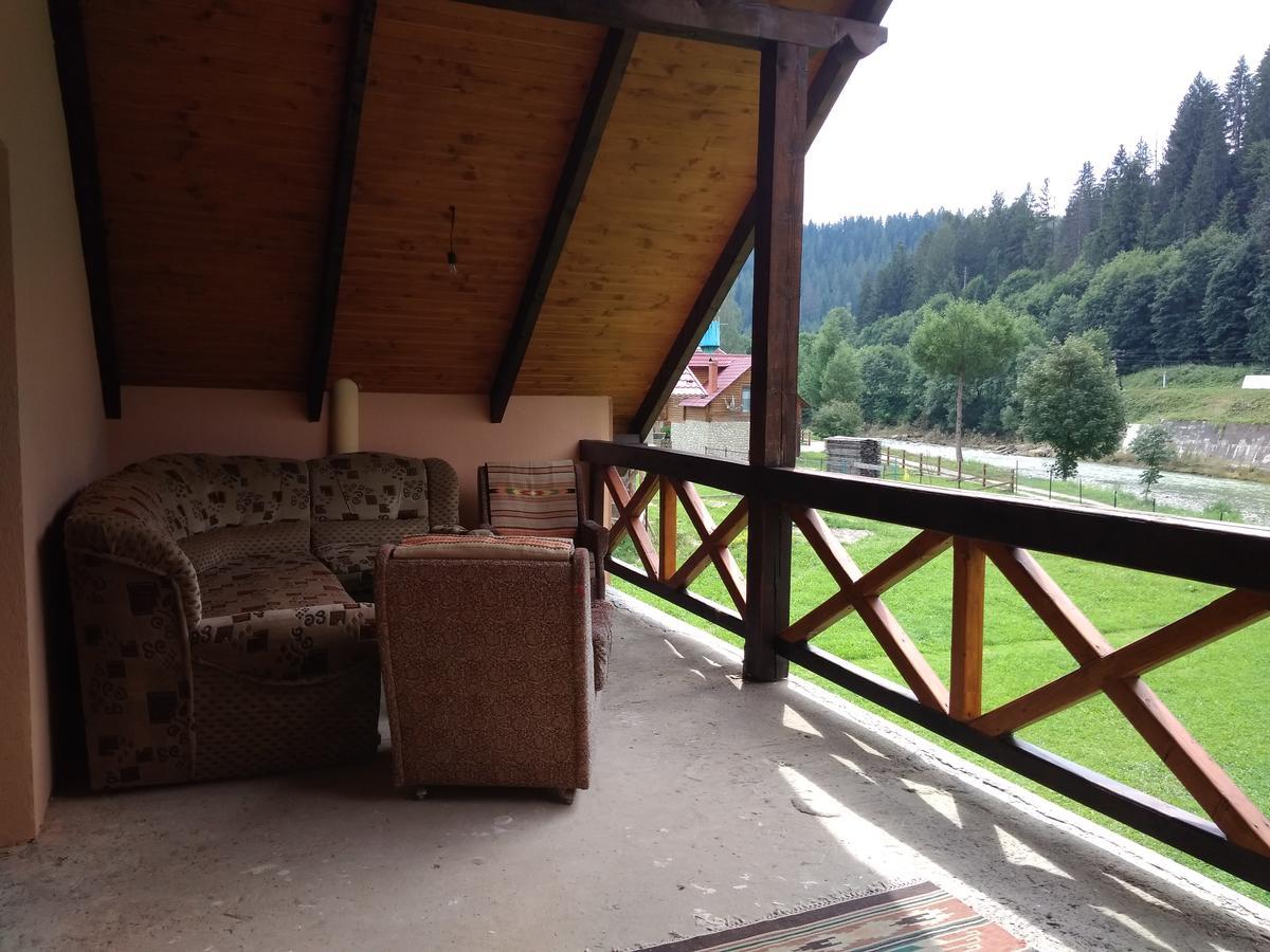 Затишок В Карпатах Villa Yaremche Ngoại thất bức ảnh