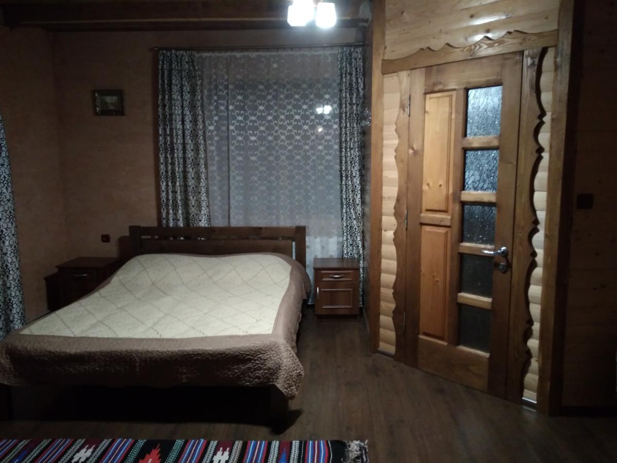 Затишок В Карпатах Villa Yaremche Ngoại thất bức ảnh